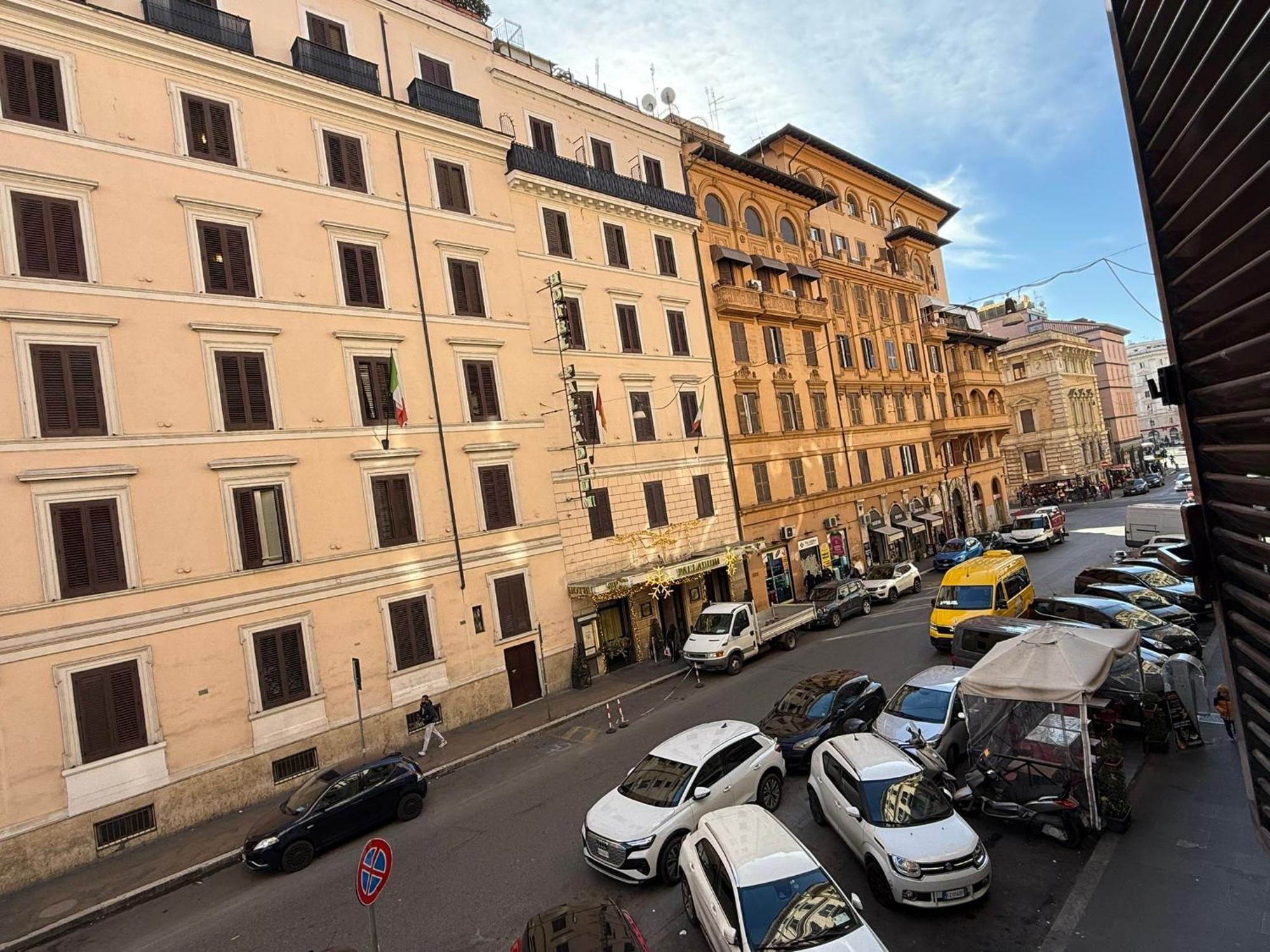 Lumi Hotel — Foto 2
